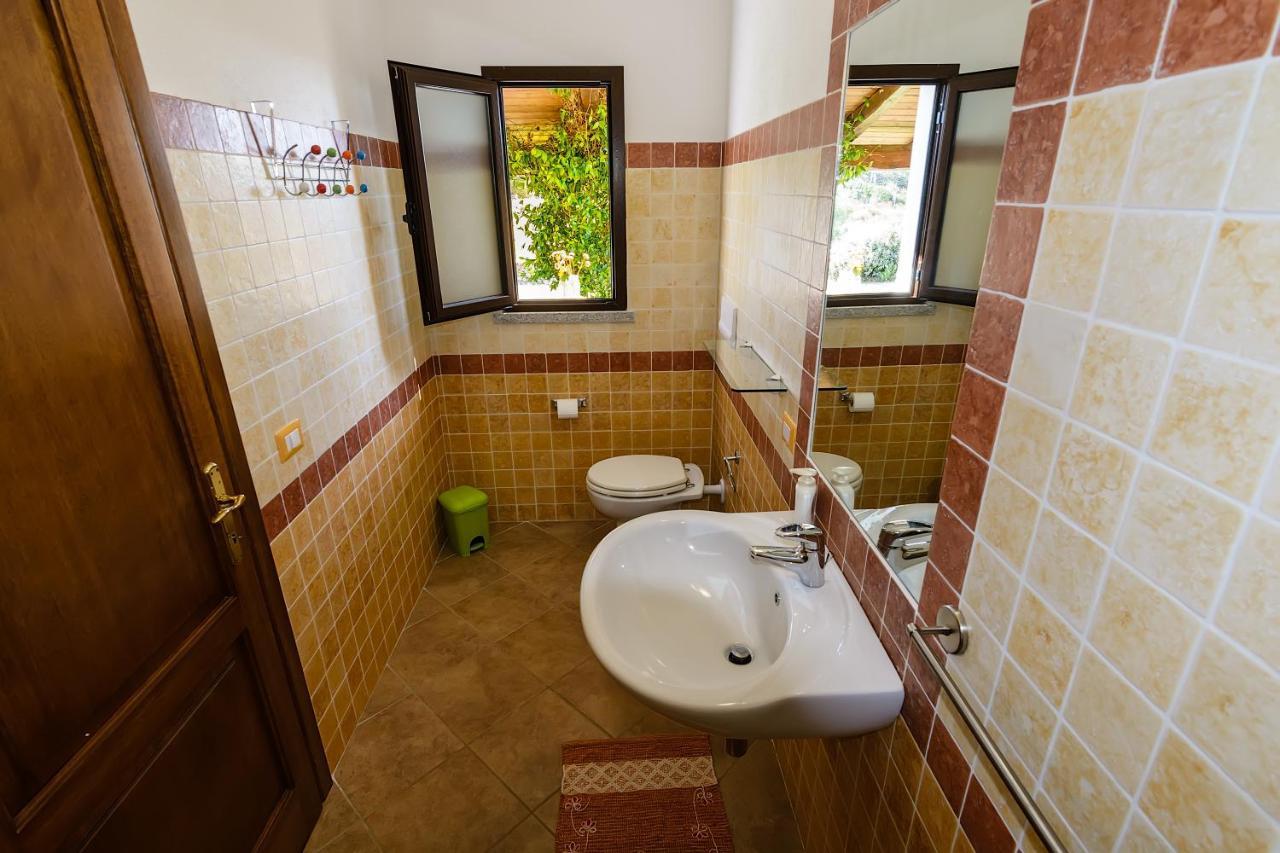 Agriturismo Lu Nodu Greuli Ngoại thất bức ảnh